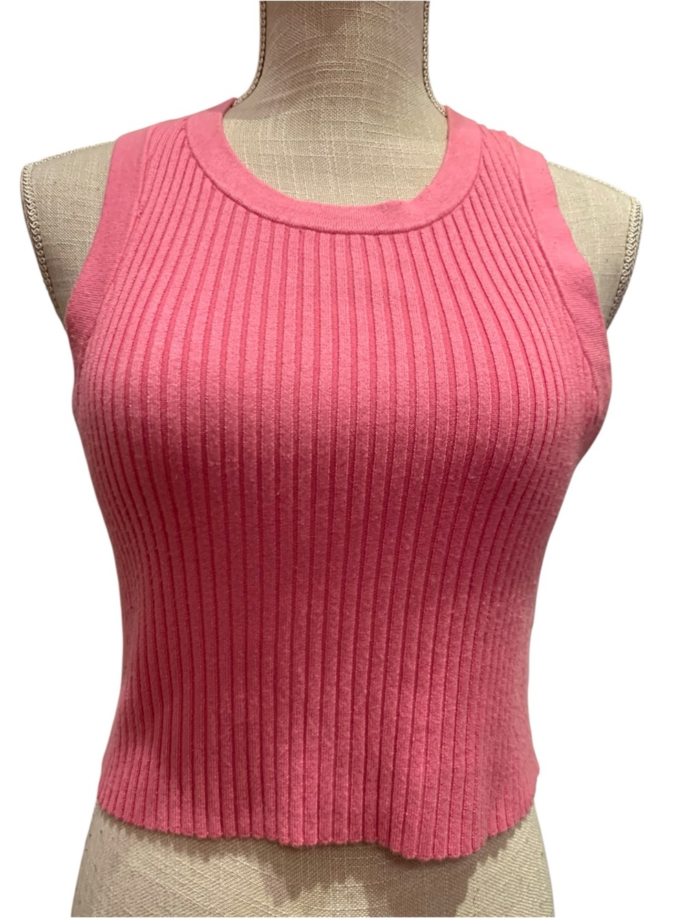 H&M KNIT, RIBBED, CROPPED TANK TOP. GREAT CONDITION!